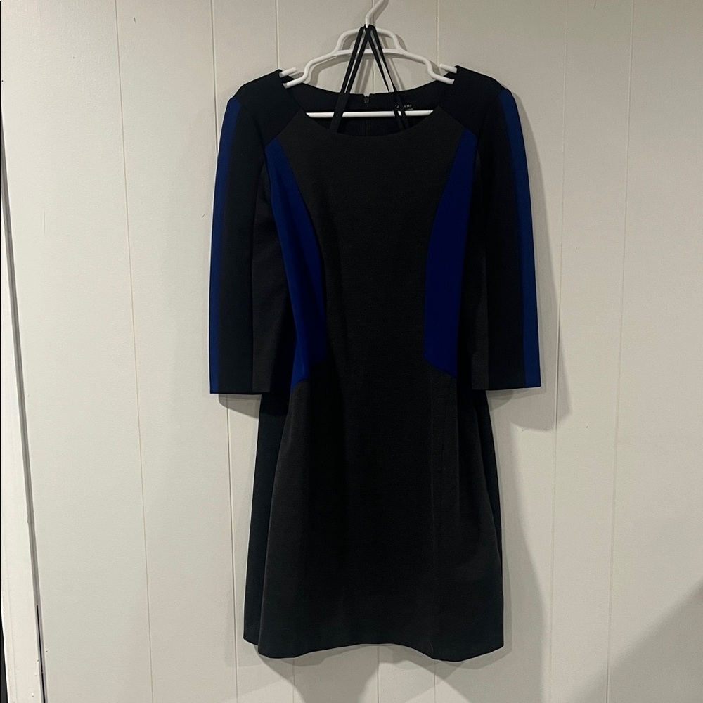 Tahari Black and Blue Long Sleeve Dress